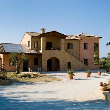 Villa Agriturismo Il Falco SantʼElpidio a Mare Exterior foto