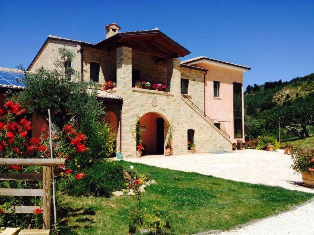 Villa Agriturismo Il Falco SantʼElpidio a Mare Exterior foto